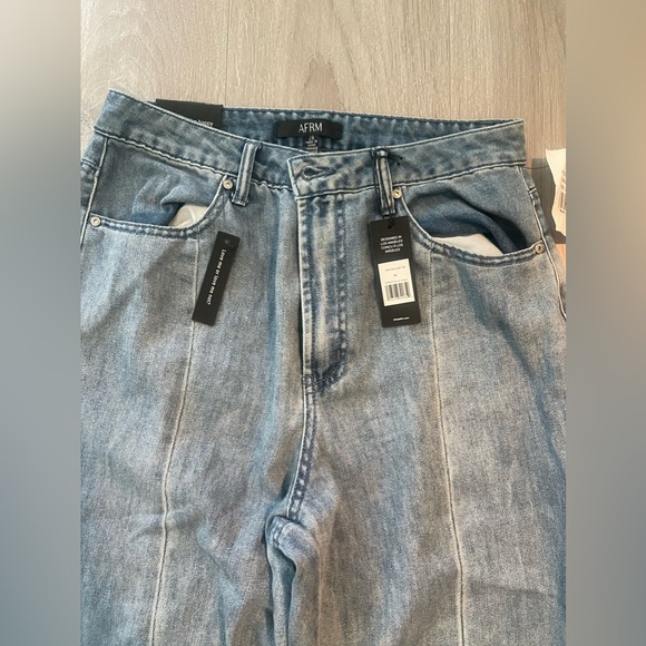 AFRM Dallas motto jean in spring blue wash - Picture 3 of 10